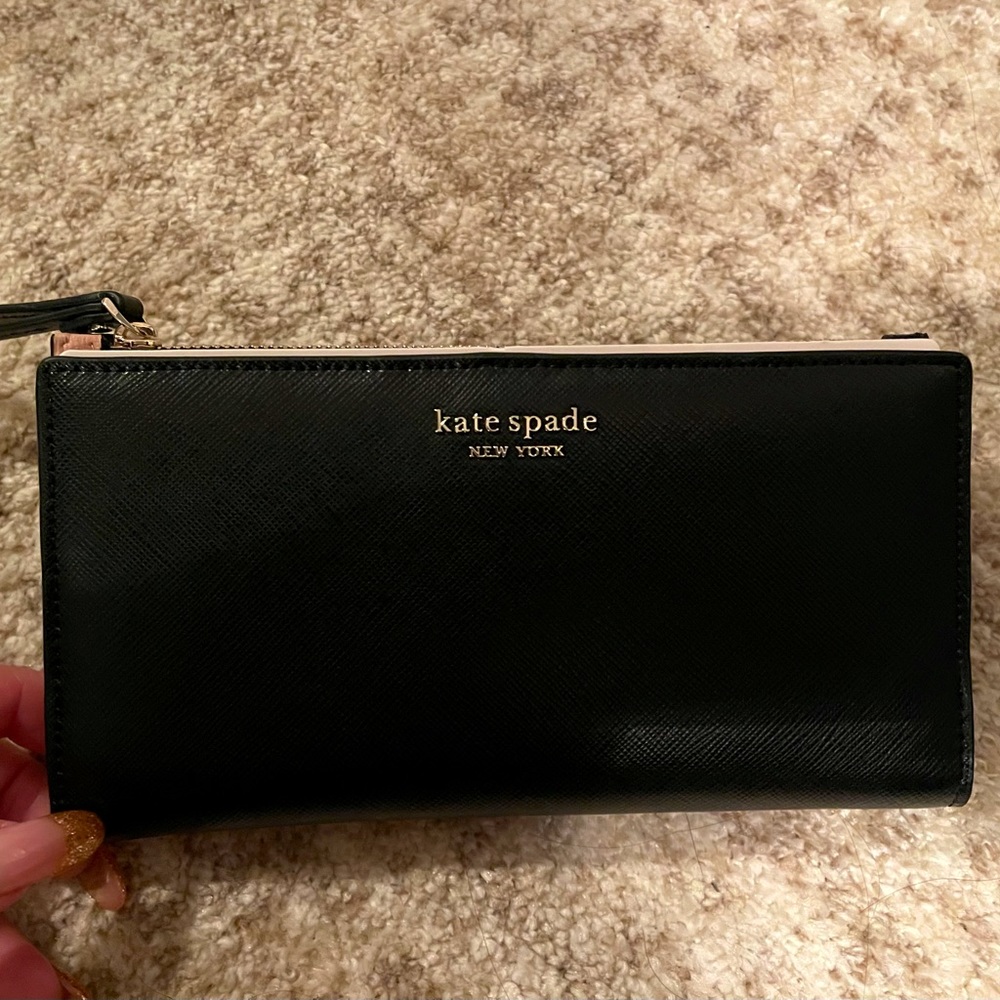 Brand New Kate Spade Wristlet